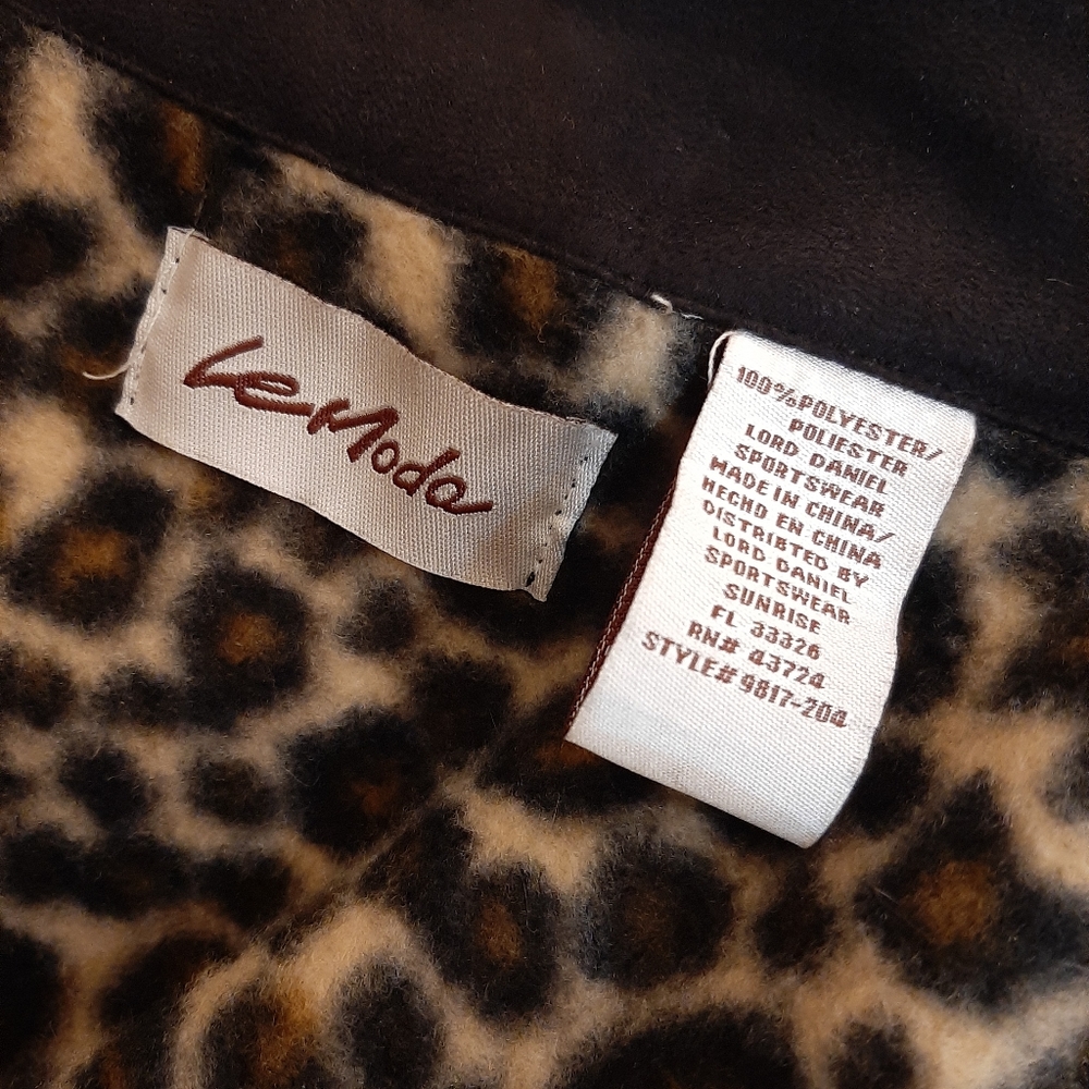 Le Moda Cape - image 4